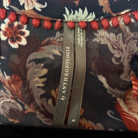 Anthropologie Navy and Rust Batwing Floral To, small - Picture 2 of 7